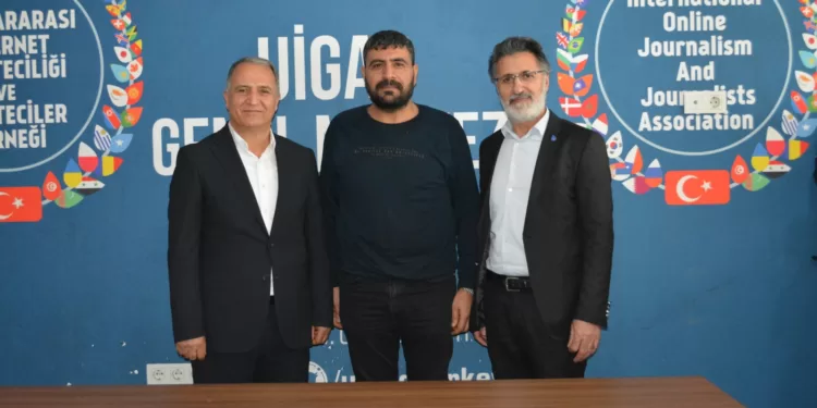 Başkan Adayı Orhan Camuka’dan UİGAD’da Ziyaret