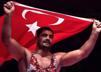 Ali Tombaş: “Türkiye seninle gurur duyuyor”