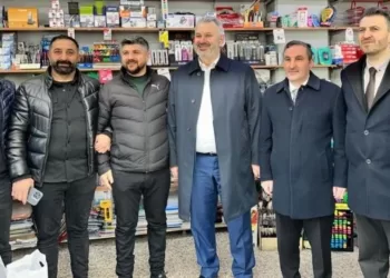 AK Partili vekiller vatandaşla bir araya geldi