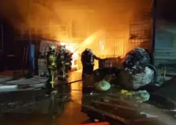 Kocaeli Küçük Sanayi Sitesi’nde yangın: 1 kişi hayatını kaybetti