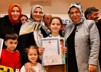 Sancaktepe’de 82 Hak Sahibi Daha Tapusuna Kavuştu!