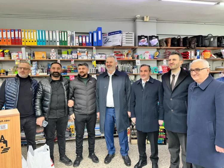 AK Partili vekiller vatandaşla bir araya geldi