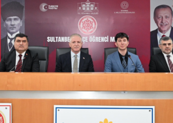 Öğrenci Meclisi toplantısı Vali Gül’ün katılımıyla gerçekleşti