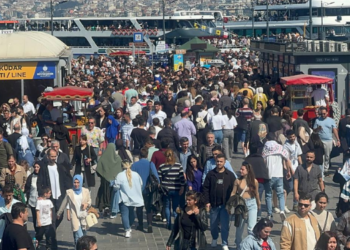9 günlük bayram tatili ekonomiye can verdi