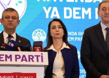 DEM Parti’den CHP’ye yeni anayasa ziyareti!