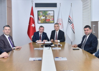 BAŞKAN ALİ TOMBAŞ’TAN ANKARA’DA YOĞUN MESAİ TOMBAŞ: “YENİ YENİ YATIRIM VE PROJELER KAZANDIRMAK İÇİN ÇALIŞIYORUZ”