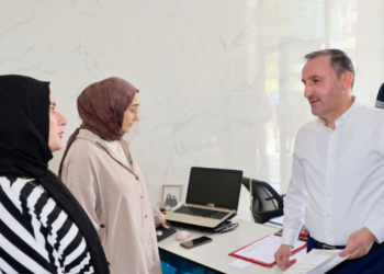 Başkan Tombaş’tan Emektar Kadınlara Ziyaret