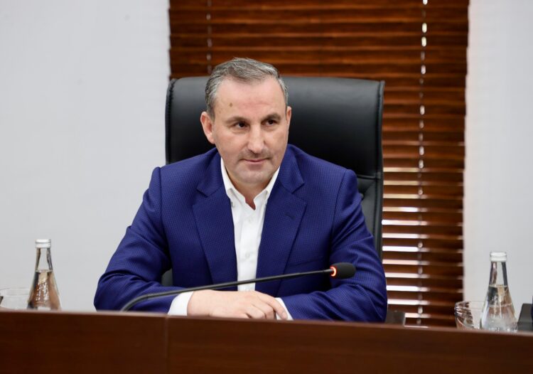 BAŞKAN TOMBAŞ, İETT YETKİLİLERİYLE GÖRÜŞTÜ!