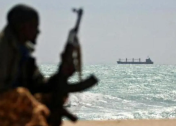 Husiler duyurdu: “İsrail’i çok sayıda balistik füze ve dron ile hedef aldık”