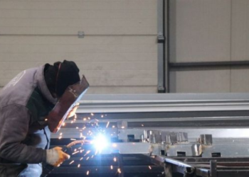 İmalat Sektöründeki Daralma Hız Kazandı