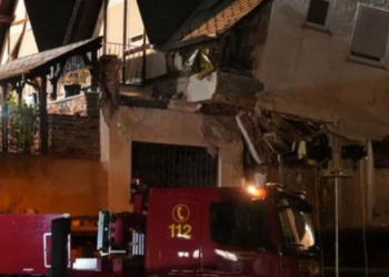 Almanya’da otel çöktü: 1 kişi öldü, 8 kişi mahsur kaldı