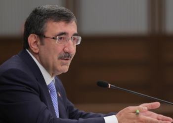 Cevdet Yılmaz’dan OVP kapsamında döviz kuru değerlendirmesi