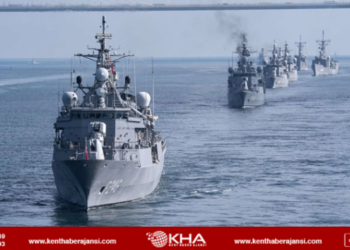 Türk Donanması’ndan boğazda görkemli tören!