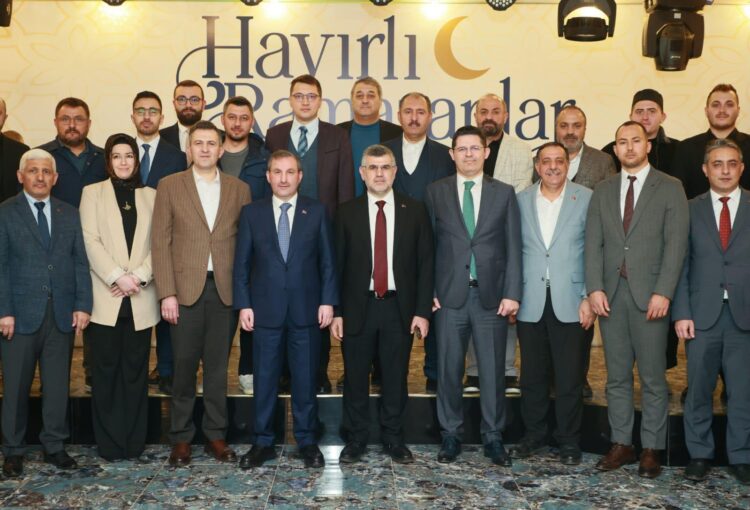 Sultanbeyli’de İlçe Protokolü İftarda Buluştu