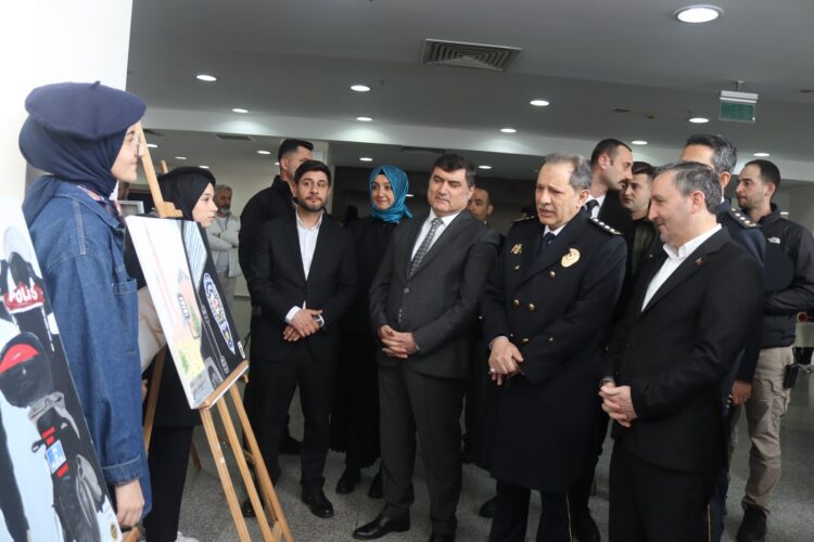 SULTANBEYLİ’DE POLİS HAFTASI COŞKUYLA KUTLANDI