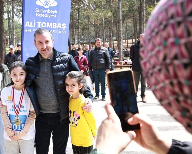 SULTANBEYLİ 2. ÇOCUK MARATONU BÜYÜK BİR COŞKUYLA GERÇEKLEŞTİRİLDİ