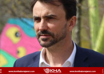 Lyon belediye başkanı gözaltına alındı