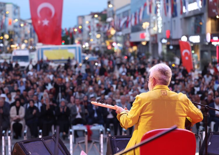 Sultanbeyli’de İstanbul’un Fethi’nin 572. Yılı Coşkuyla Kutlandı