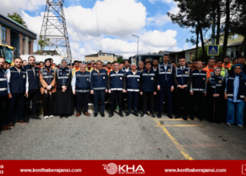 SULTANBEYLİ’DE BAHAR TEMİZLİĞİ BAŞLADI