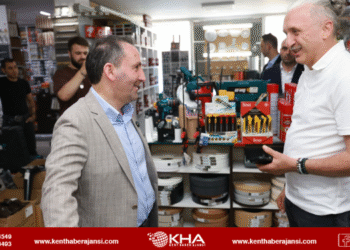 Sultanbeyli Belediye Başkanı Ali Tombaş’tan Esnaf Ziyareti