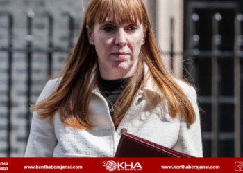 İngiltere’de istifa depremi!