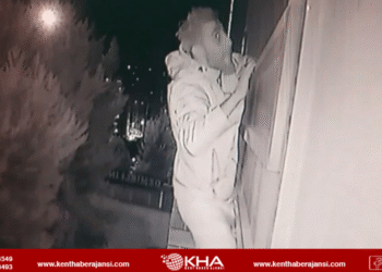 Örümcek  gibi tırmanıp açık camlardan evlere girdiler!