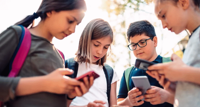 Sosyal medya kullanımına yaş sınır getiriliyor!