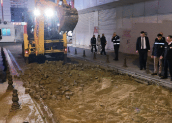 Sultanbeyli Kent Meydanı’nda Yol Düzenleme Çalışmaları Başladı