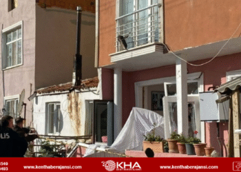 Gelibolu’da Doğal Gaz Sıkışması: Evde Patlama, Bir Kişi Yaralandı