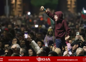 Bulgaristan’da Halk Ayakta: Kitlesel Protestolar Hükümeti İstifaya Zorladı