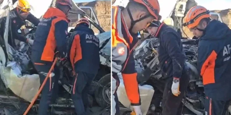 Kayseri’de öğrenci servisi TIR’a çarptı: 1 ölü, 7 yaralı