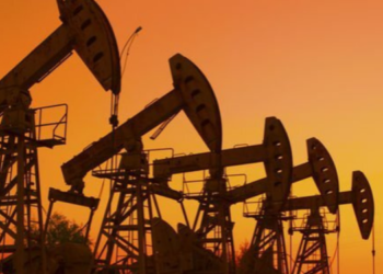 Hürmüz Krizi Enerji Piyasalarını Sarstı: Petrol İçin 100 Dolar Uyarısı