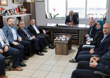 Başkan Ali Tombaş’tan Halk Eğitim Merkezine Ziyaret