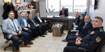 Başkan Ali Tombaş’tan Halk Eğitim Merkezine Ziyaret