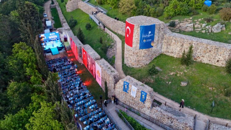 12. ULUSLARARASI İSTANBULENSİS ŞİİR FESTİVALİ BAŞLADI