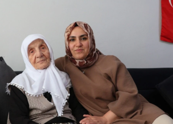 15 Temmuz’un 10. Yılında Gülşen Ailesinin Dinmeyen Acısı: İki Evladını ve Damadını Şehit Veren 100 Yaşındaki Muzaffer Ana Konuştu