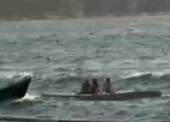 Heybeliada’da Fırtına Dehşeti: Kopan Dubada Mahsur Kalanlar Son Anda Kurtarıldı!
