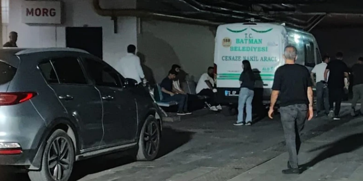 Batman’da Yürek Yakan Kaza: Balkondan Düşen 1,5 Yaşındaki Berk Semih Yaşamını Yitirdi!