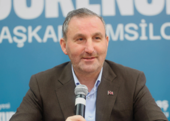 Sultanbeyli’de Gençlerin Sesi Yönetime Yansıyor: Başkan Ali Tombaş Öğrenci Temsilcileriyle Buluştu!