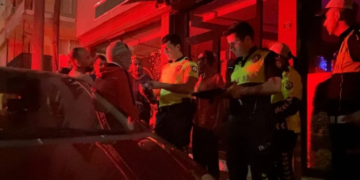 Alkollü Sürücü ve Arkadaşları Polise Zor Anlar Yaşattı: “Dağda Çatıştım Geldim” Yanıtı Damga Vurdu, 110 Bin TL Ceza Kesildi!