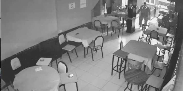 Kıraathanede merdivenlerden düşen kişi hayatını kaybetti