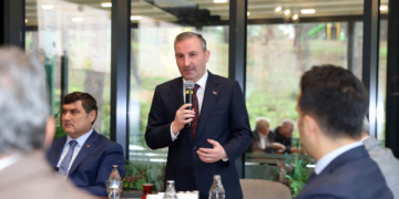 Başkan Ali Tombaş’tan Muhtarlarla Anlamlı Buluşma: “Sultanbeyli İçin Birlikte Çalışıyoruz”
